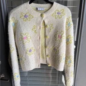 Zara Flower Sweater Size Small